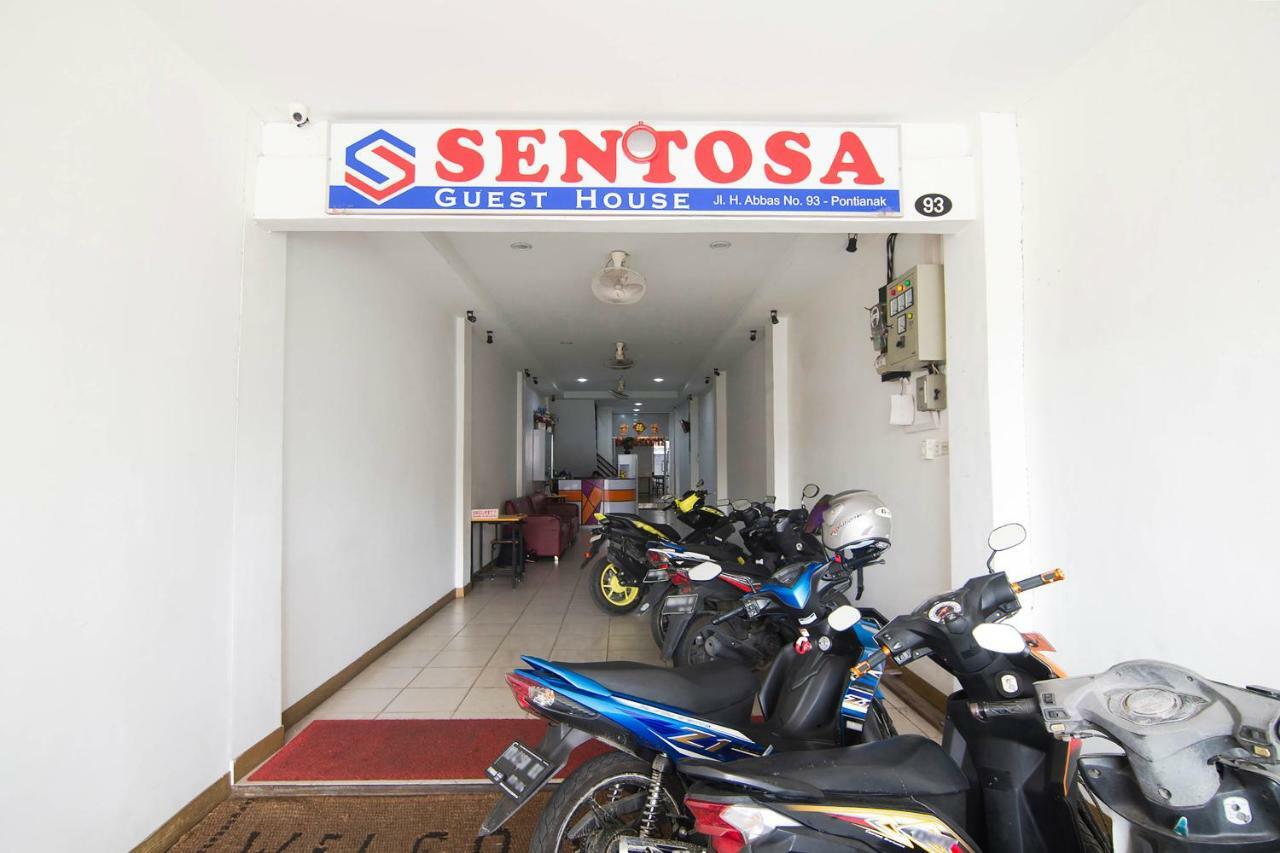 Sentosa Guest House ปอนเตียนัค ภายนอก รูปภาพ